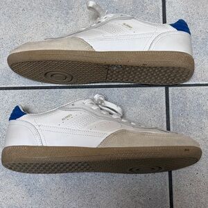 ALOHAS White Sneakers with Blue Heel Accent